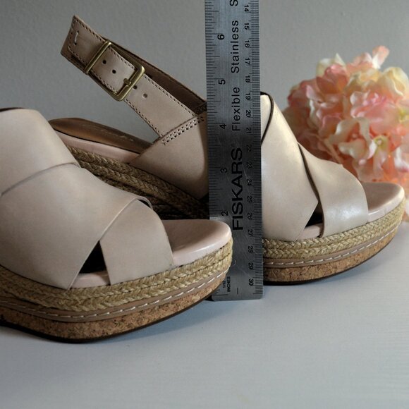 Clarks Amelia Dally Ecru Leather Espadrille Wedge Sandals - Picture 10 of 12